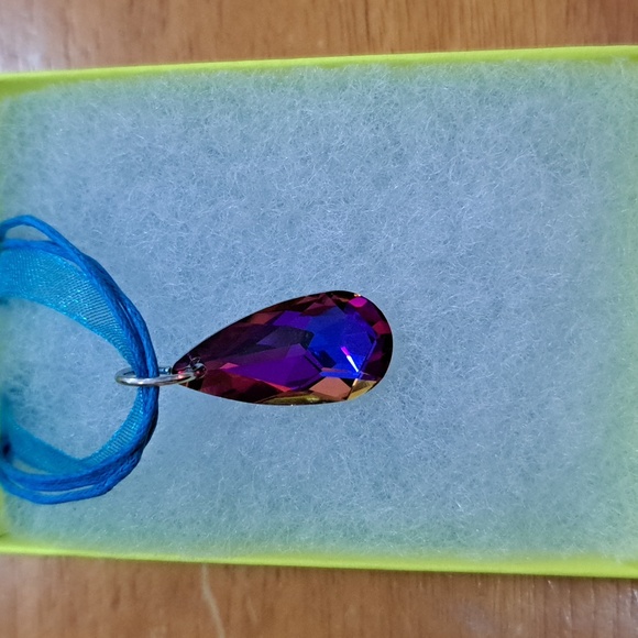 Summer Nights Crystal Marquise Necklace - Picture 2 of 6